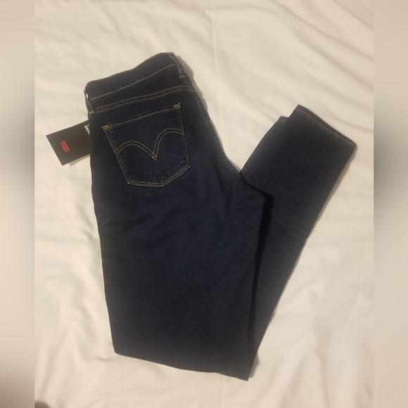 Levi's Denim - NWT Levi's Sculpt Curvy Skinny Color Blue Size 29